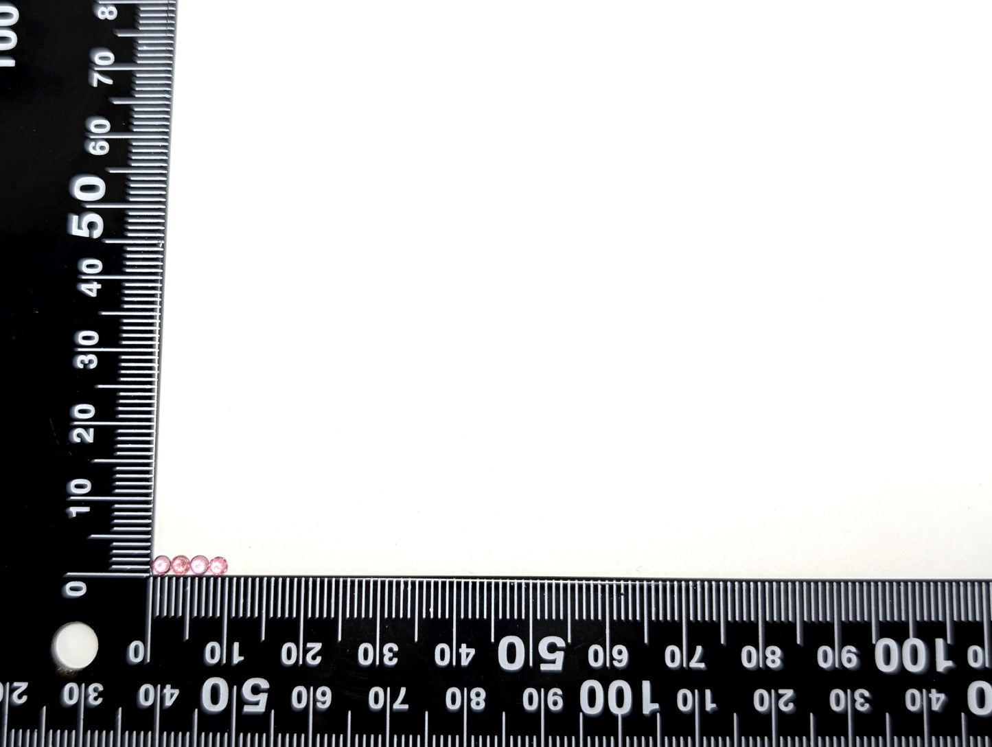 0458【ランダム発送】1石300円!ピンクスピネル【1石あたり約0.07ct】