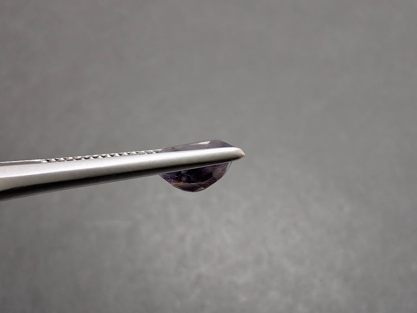 0256 アイオライトサンストーン 1.47ct