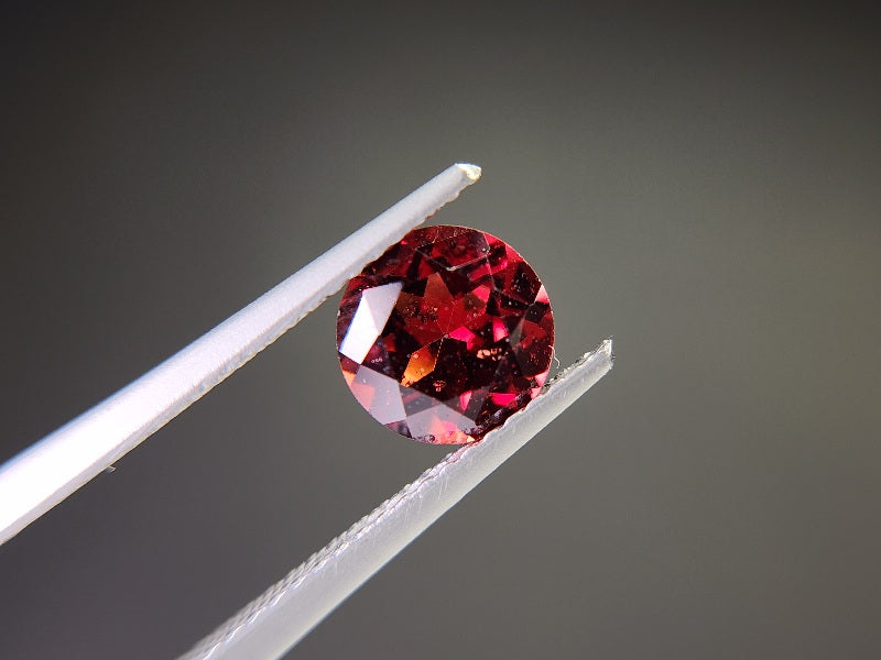 0910-2-7 ガーネット 1.52ct