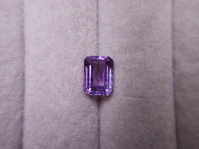 0918-2-5 アメジスト 1.44ct