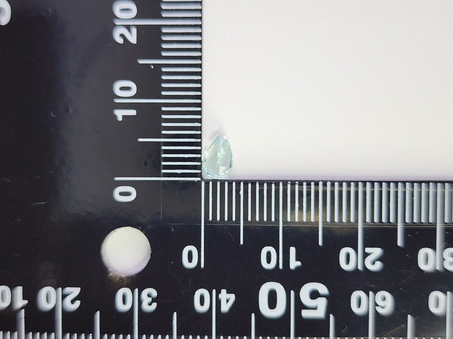0878-2-9 グリーンベリル 0.36ct