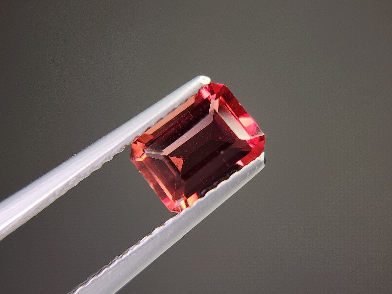 0151-2-10 バイカラーアンデシン 0.99ct