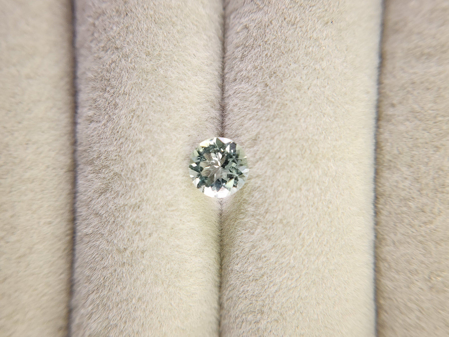 0878-3-9 グリーンベリル 0.62ct