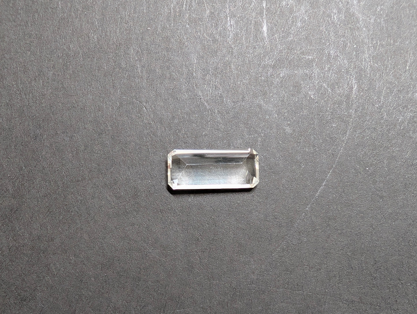 0073 バイカラートパーズ 4.66ct