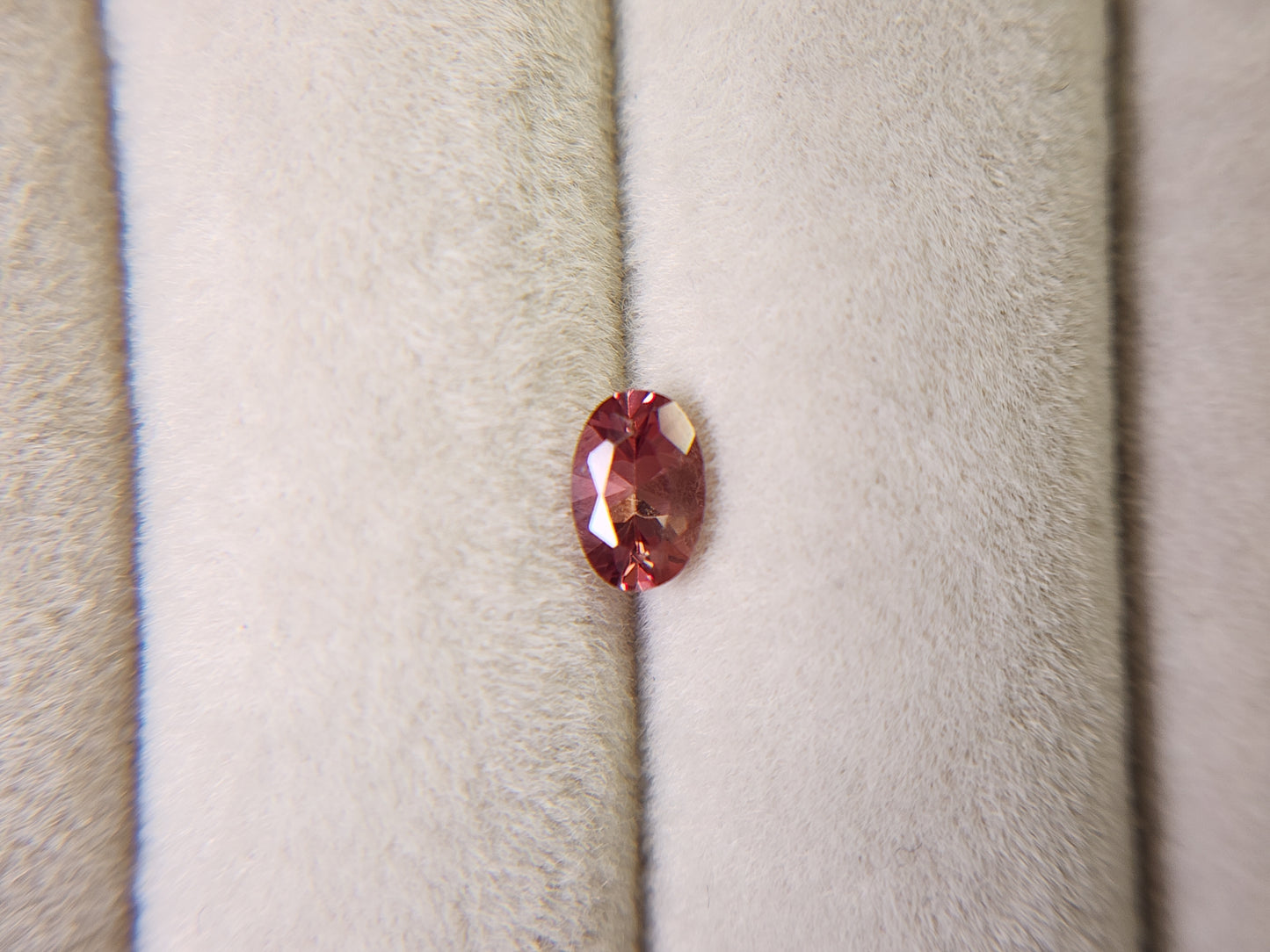 0152-3-2 バイカラーアンデシン 0.41ct