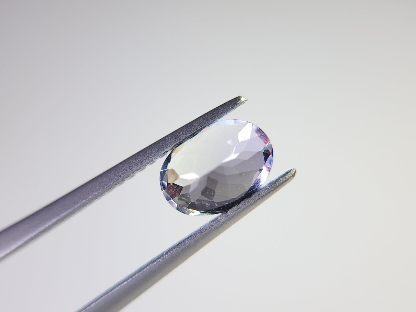 0876-19 バイカラータンザナイト 1.28ct