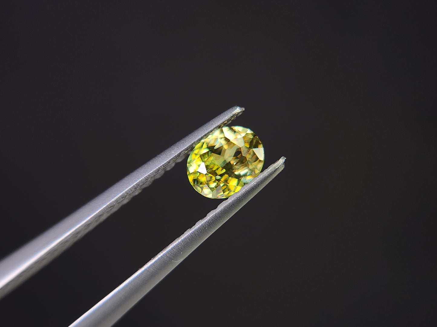 0932-1 スフェーン 0.46ct