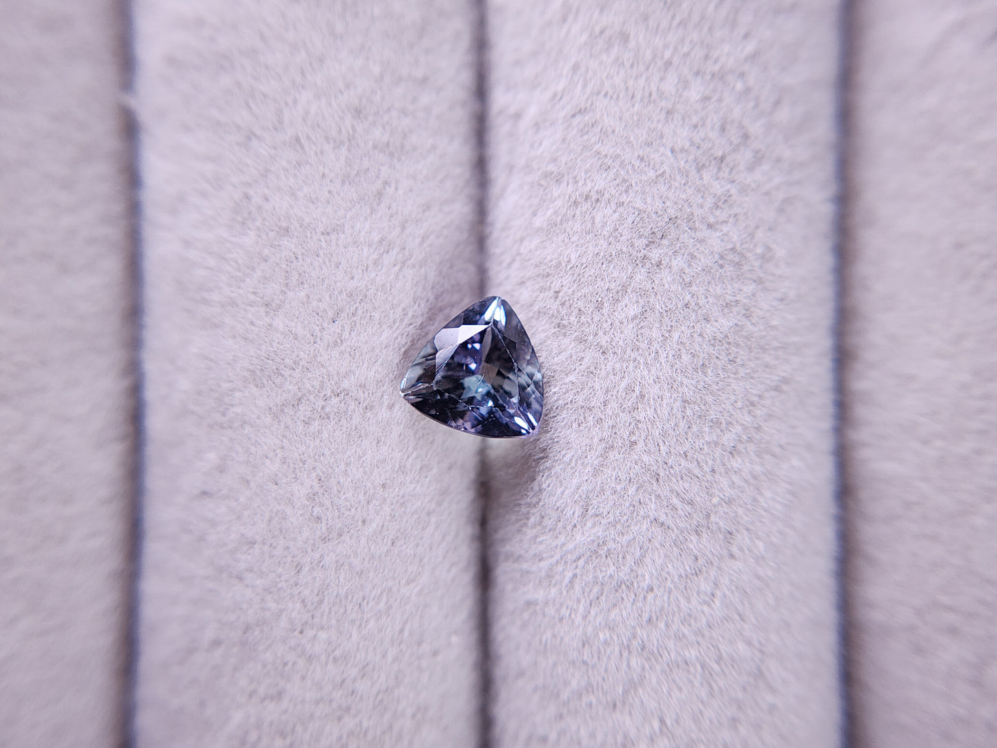 0649-4 ゾイサイト 0.85ct