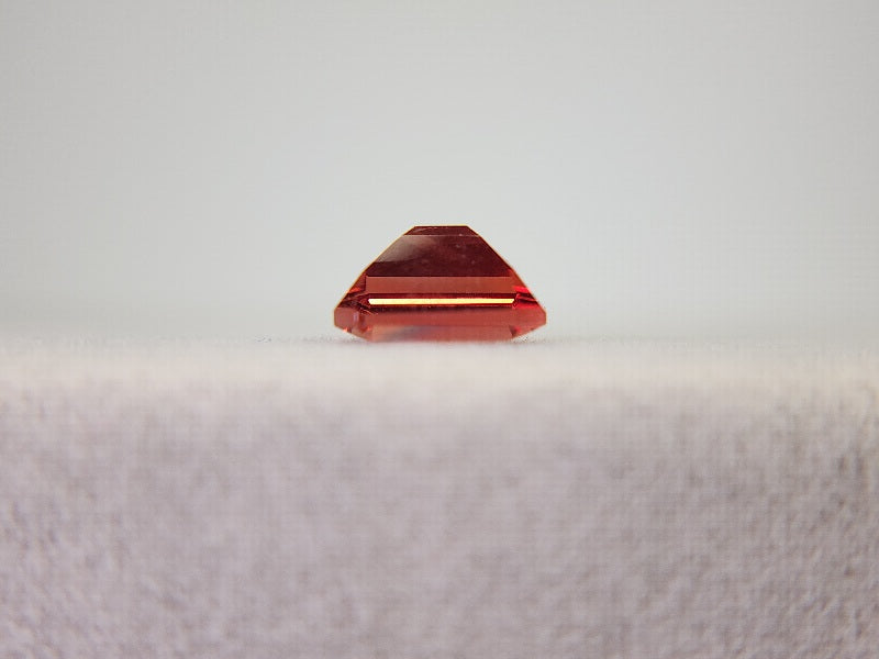 0151-2-9 バイカラーアンデシン 1.03ct