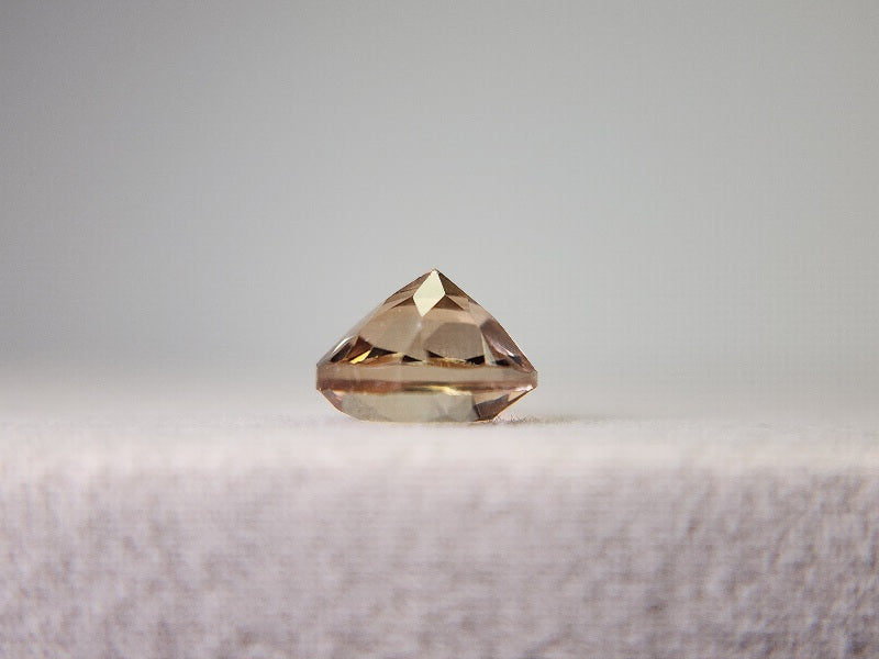 0020-1 シャンパントパーズ 1.79ct