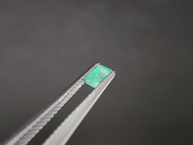 0936-3 エメラルド(ザンビア産) 0.30ct