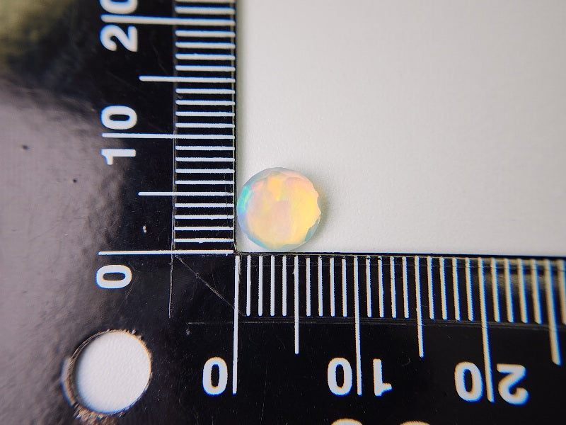 0909-3-3 オパール 0.98ct