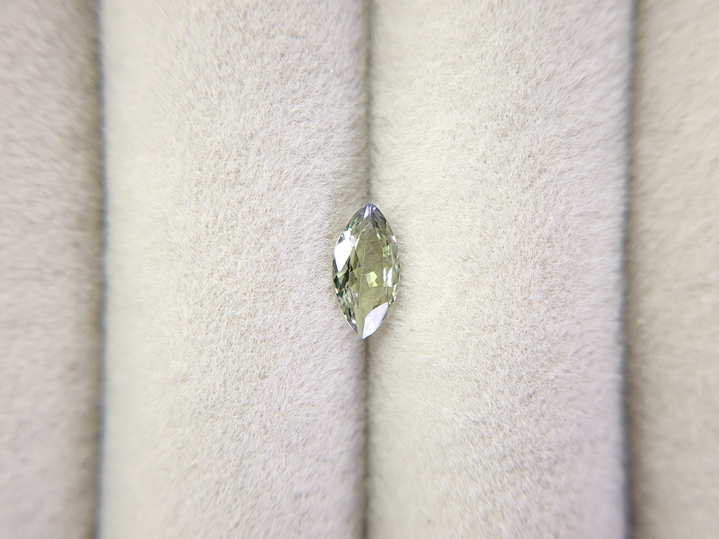 0653-3 ゾイサイト 0.49ct