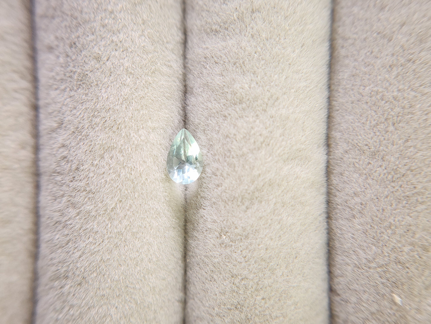 0878-2-4 グリーンベリル 0.33ct