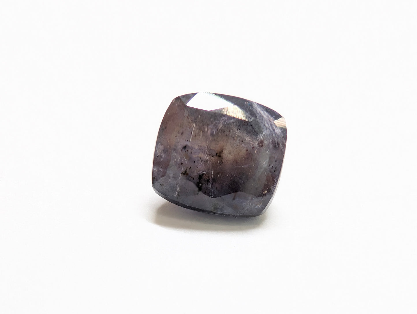 0243 アイオライトサンストーン 1.35ct