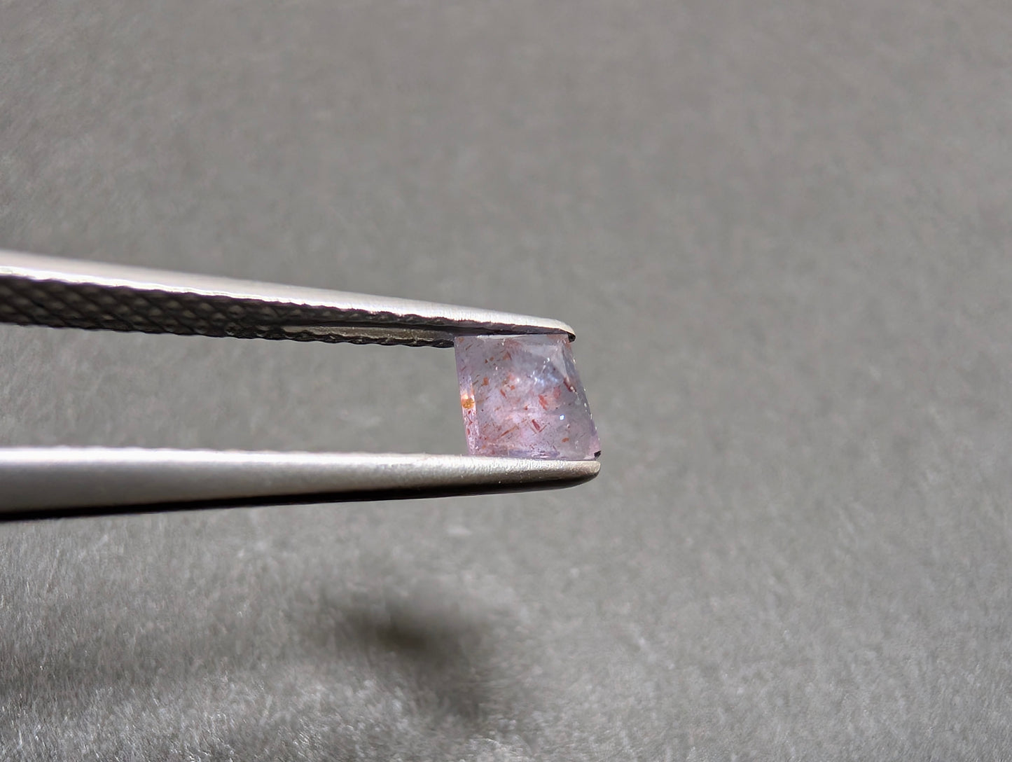 0324 アイオライトサンストーン 0.38ct