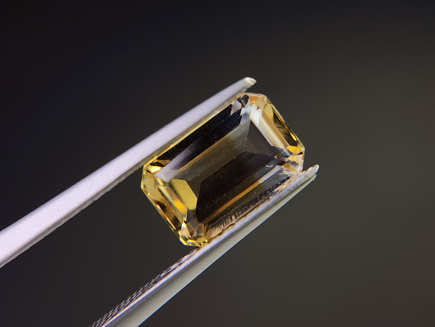 0365-5-5 バイカラーシトリン 2.04ct