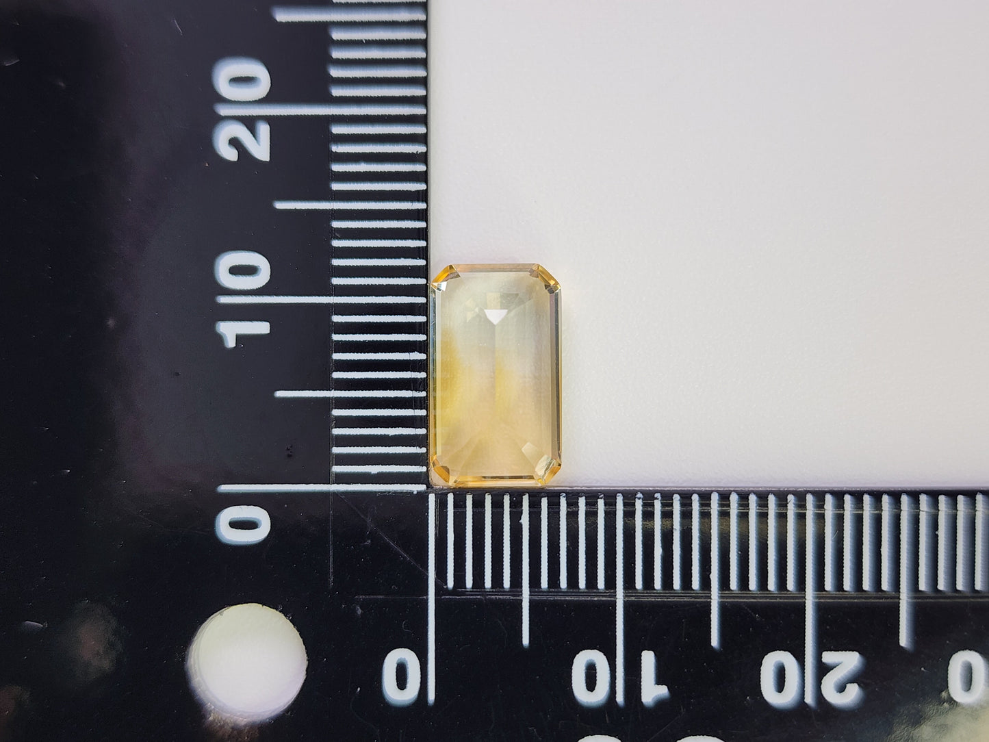0365-4-2 バイカラーシトリン 2.97ct