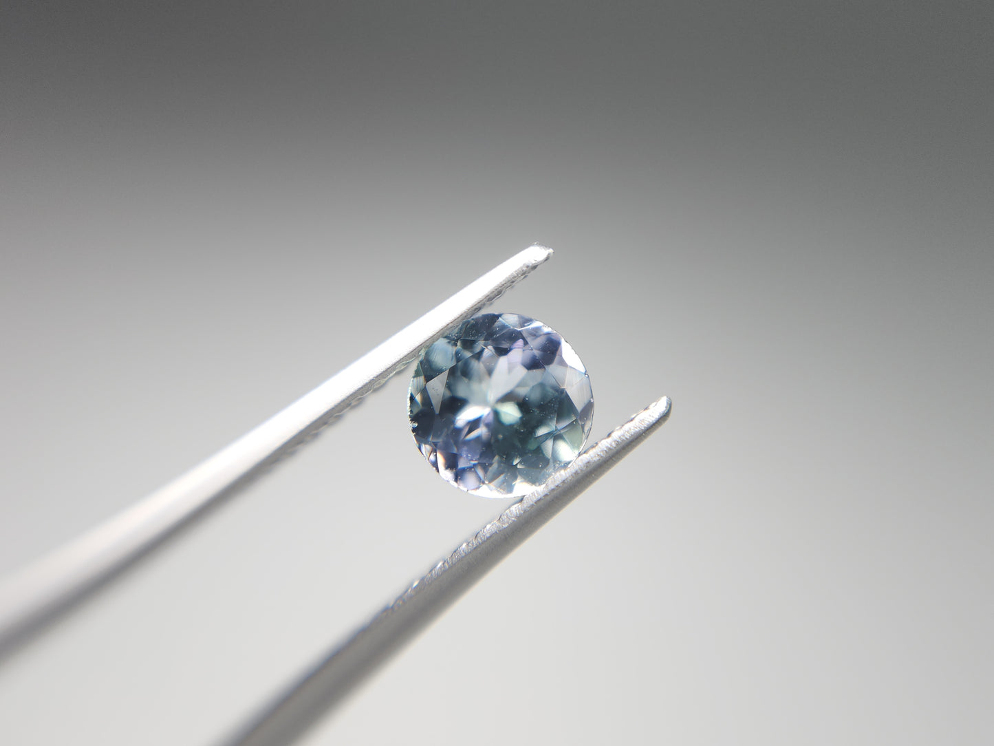 0658-4 ゾイサイト 0.69ct