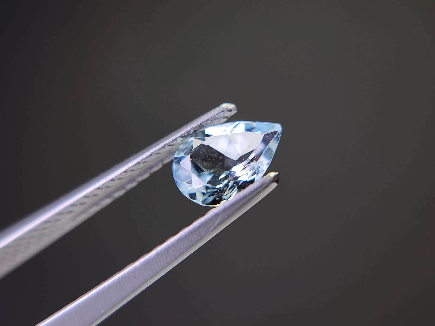 0008-10 アクアマリン ペアシェイプ 0.48ct