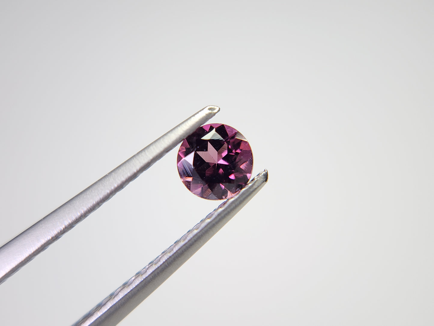 0823-9 スピネル 0.27ct
