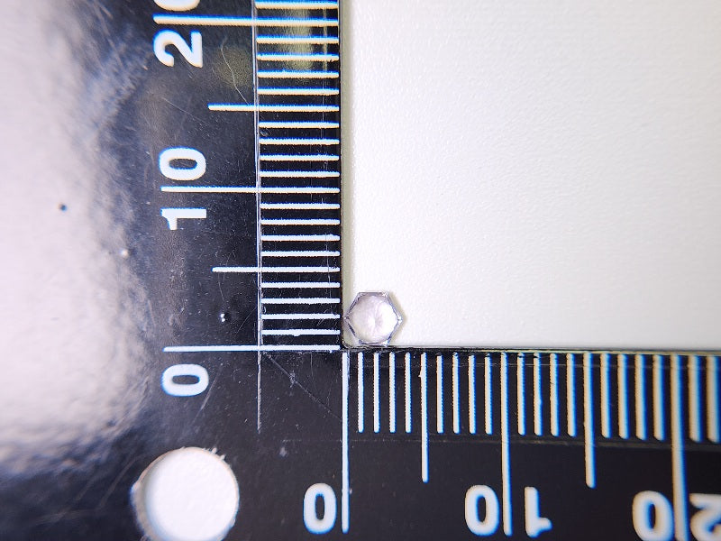 0002-10 スピネル 0.18ct
