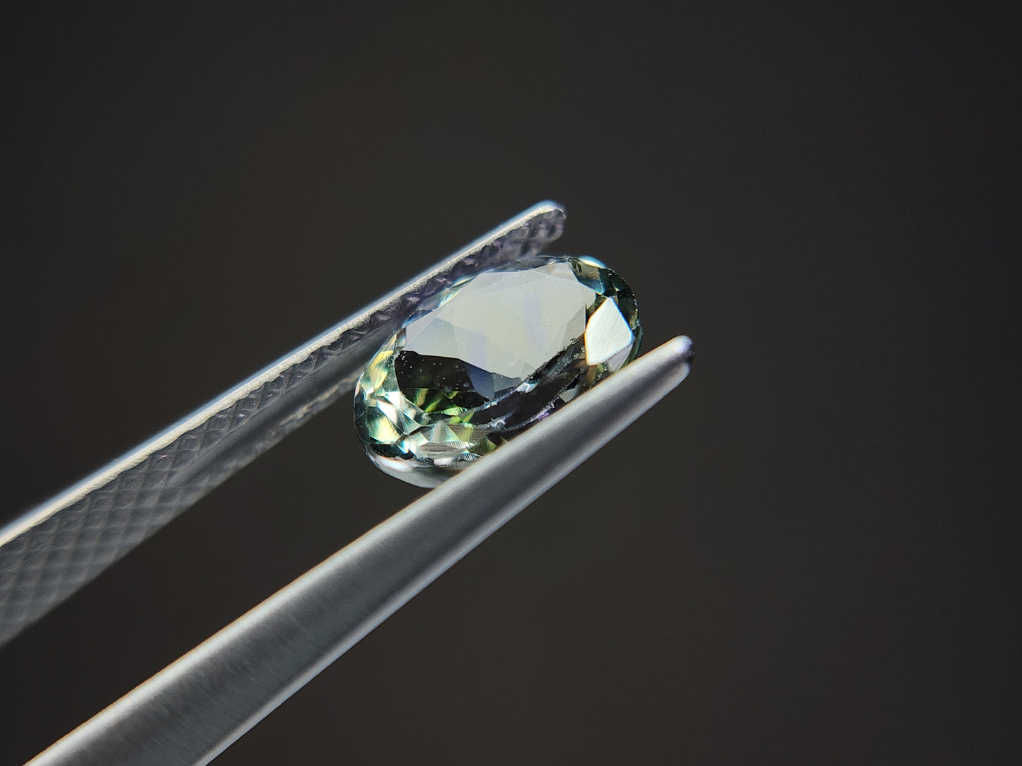 0876-17 バイカラータンザナイト 1.32ct