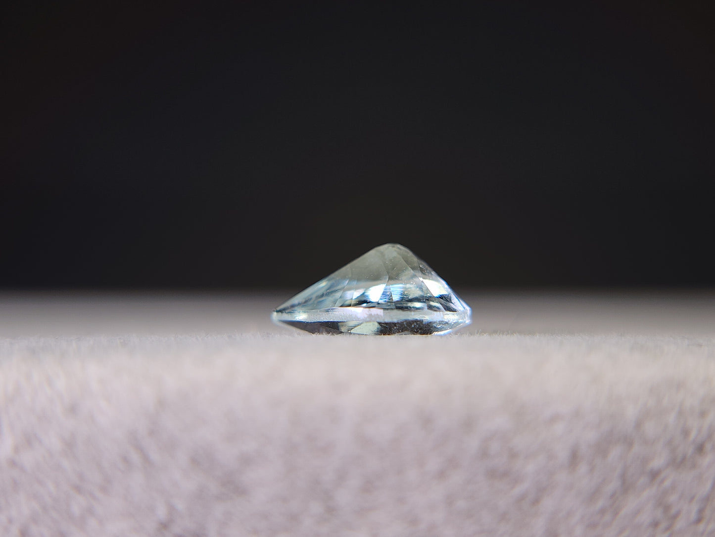 0008-6 アクアマリン ペアシェイプ 0.53ct