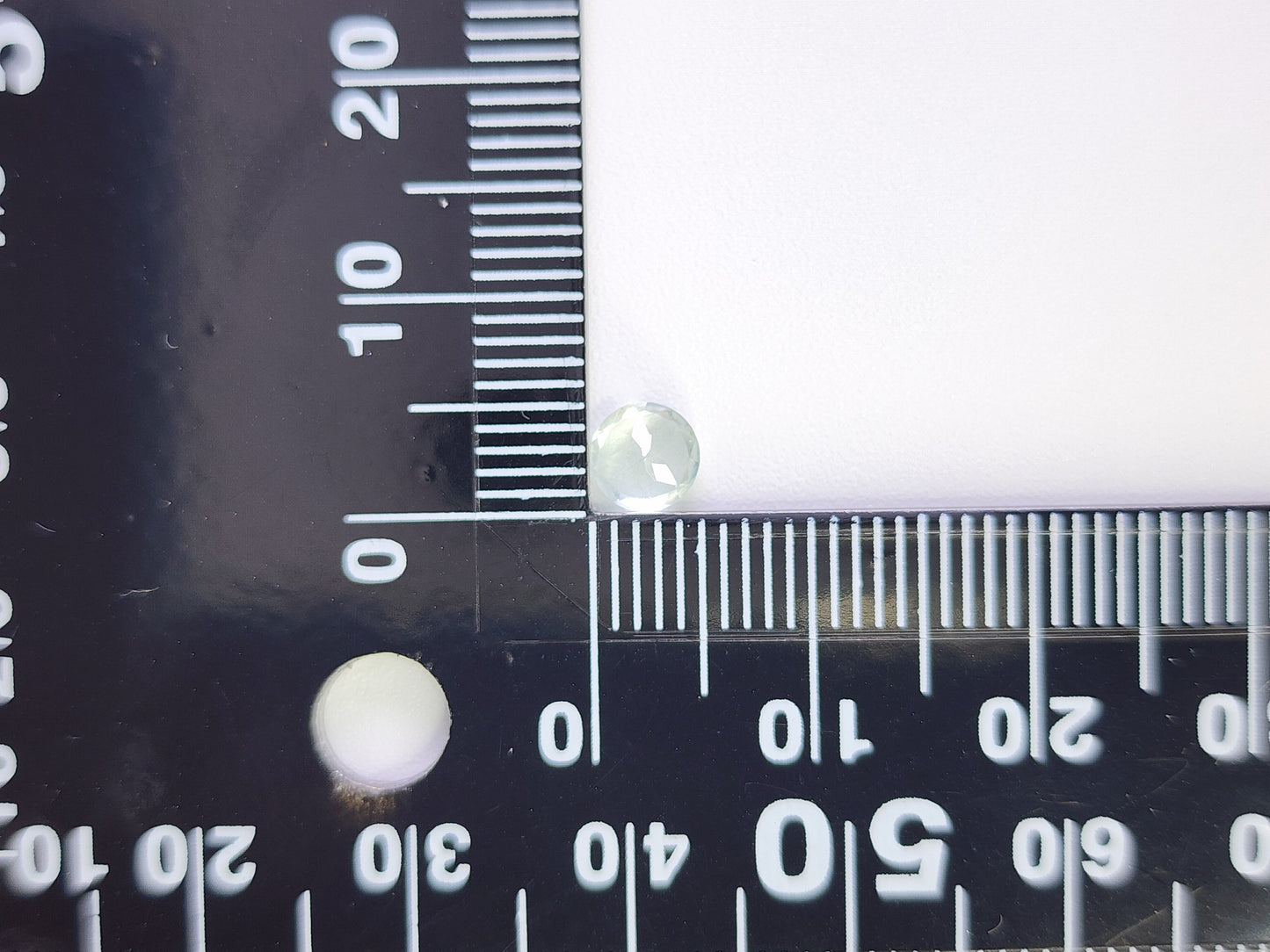 0878-1-3 グリーンベリル 0.47ct