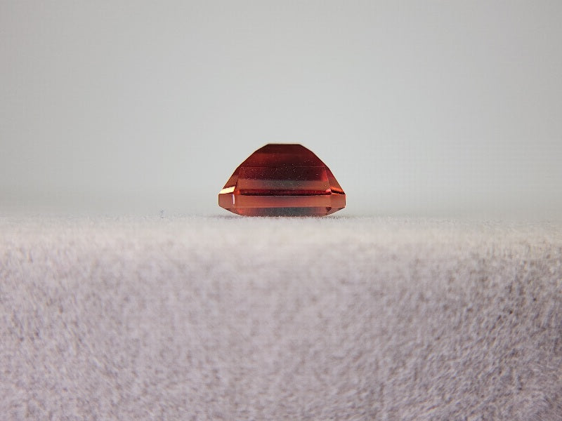 0151-2-6 バイカラーアンデシン 1.07ct