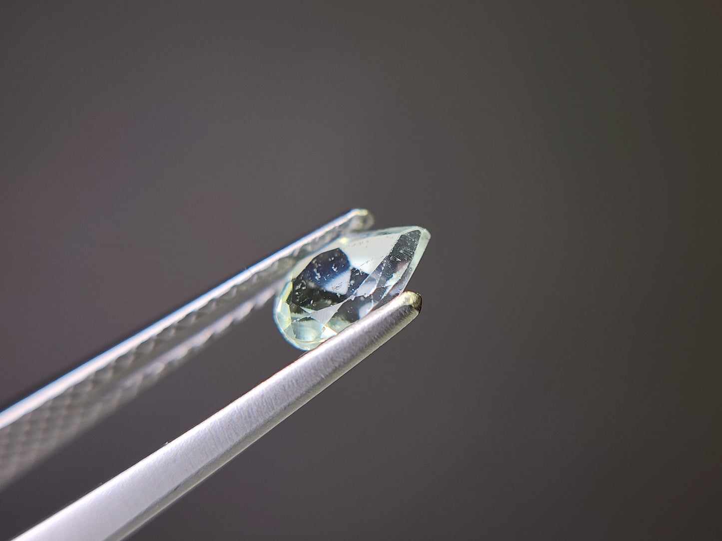 0878-2-7 グリーンベリル 0.37ct