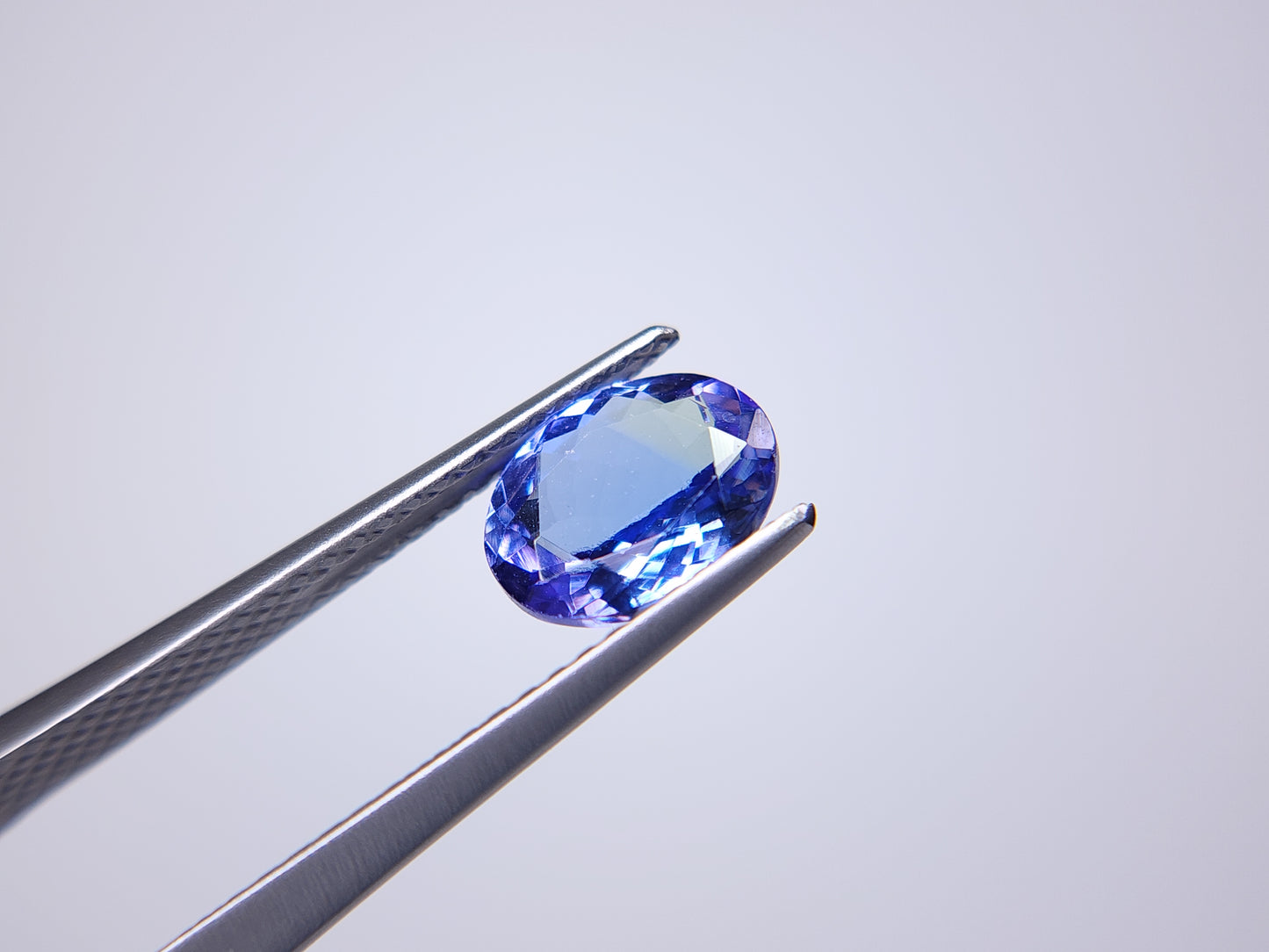 0876-10 バイカラータンザナイト 1.38ct