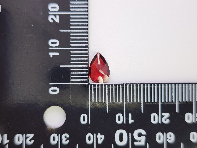 0910-3-8 ガーネット 1.39ct