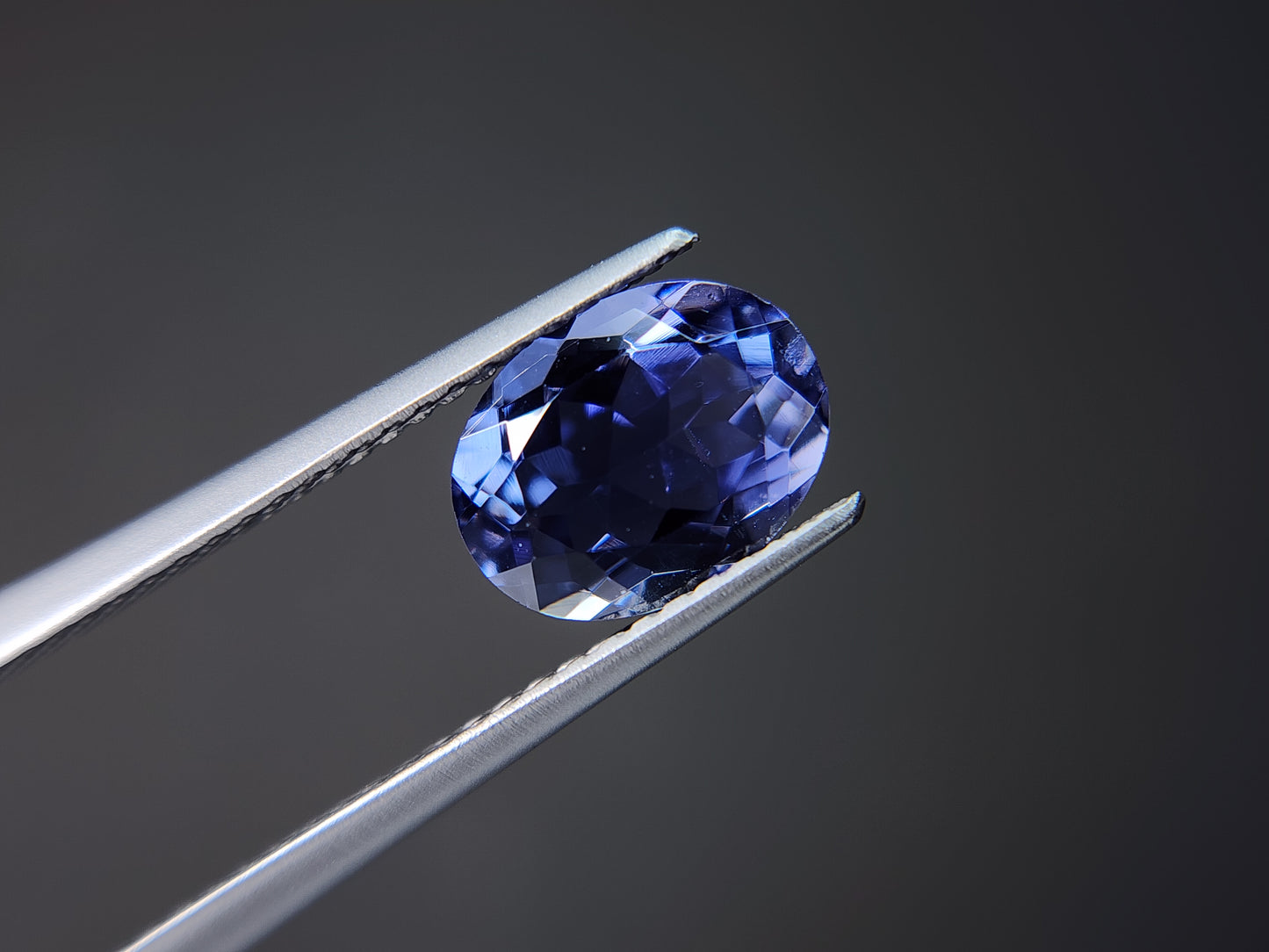 0024【ランダム発送】アイオライト【1石あたり約1.45ct】