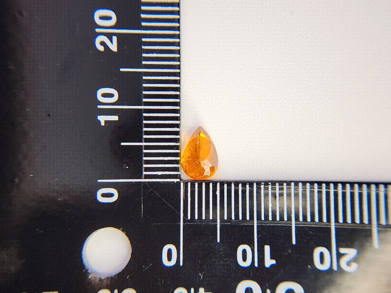 【期間限定】10/23まで クリノヒューマイト 1.14ct 7