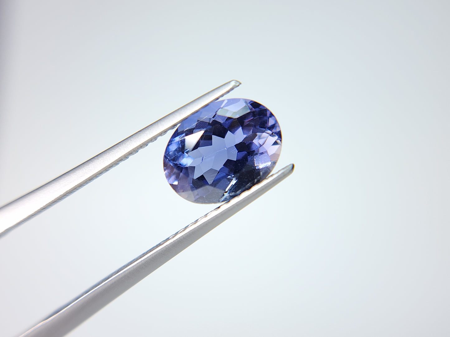 0024【ランダム発送】アイオライト【1石あたり約1.45ct】