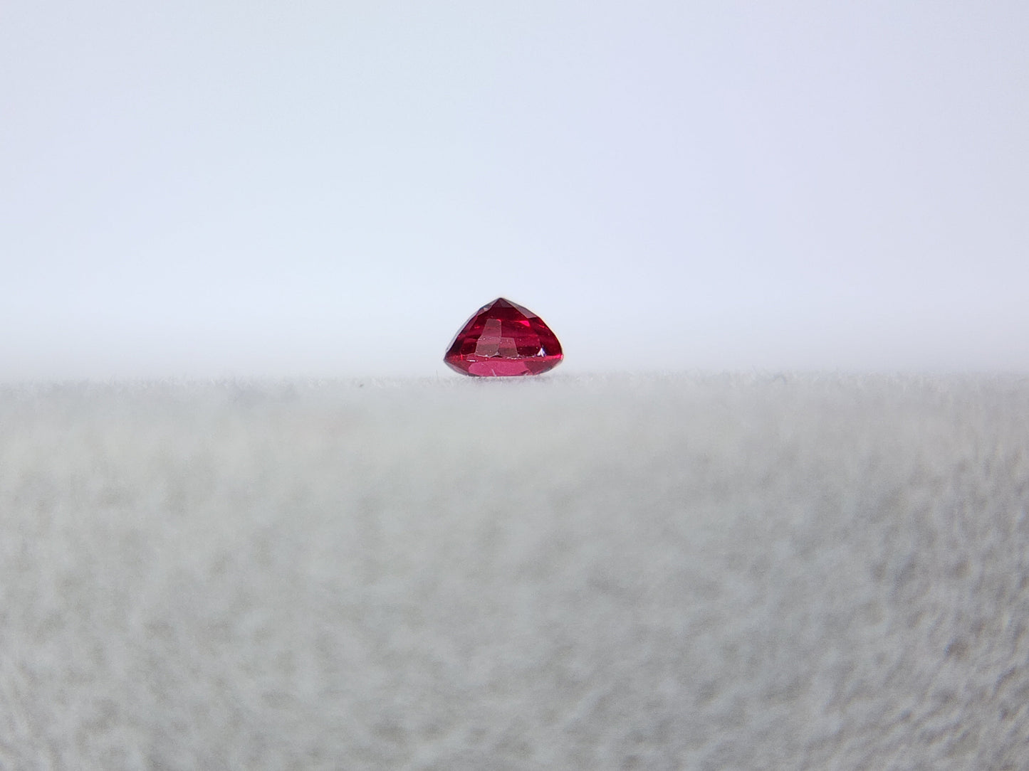0013-3 ルビー 0.11ct