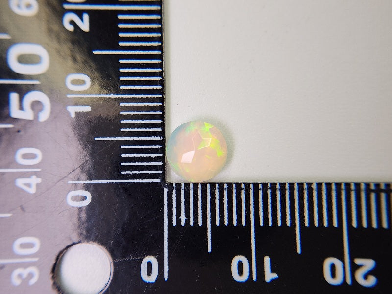 0909-3-5 オパール 0.78ct