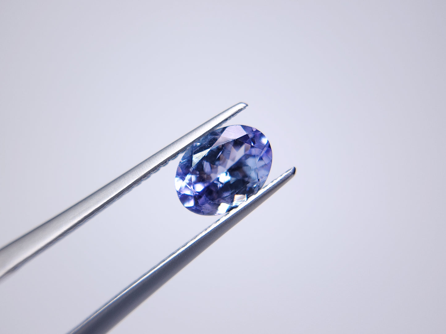 0876-8 バイカラータンザナイト 1.42ct