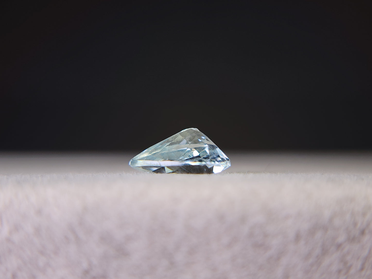 0008-7 アクアマリン ペアシェイプ 0.53ct