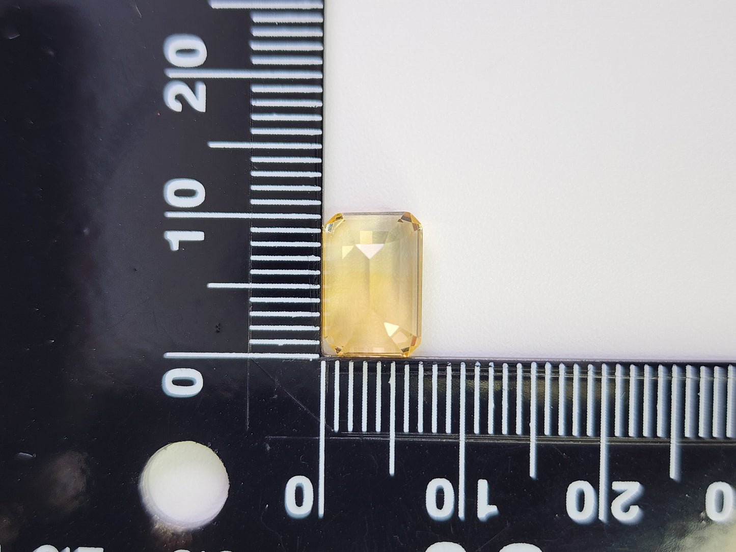 0365-4-3 バイカラーシトリン 2.95ct