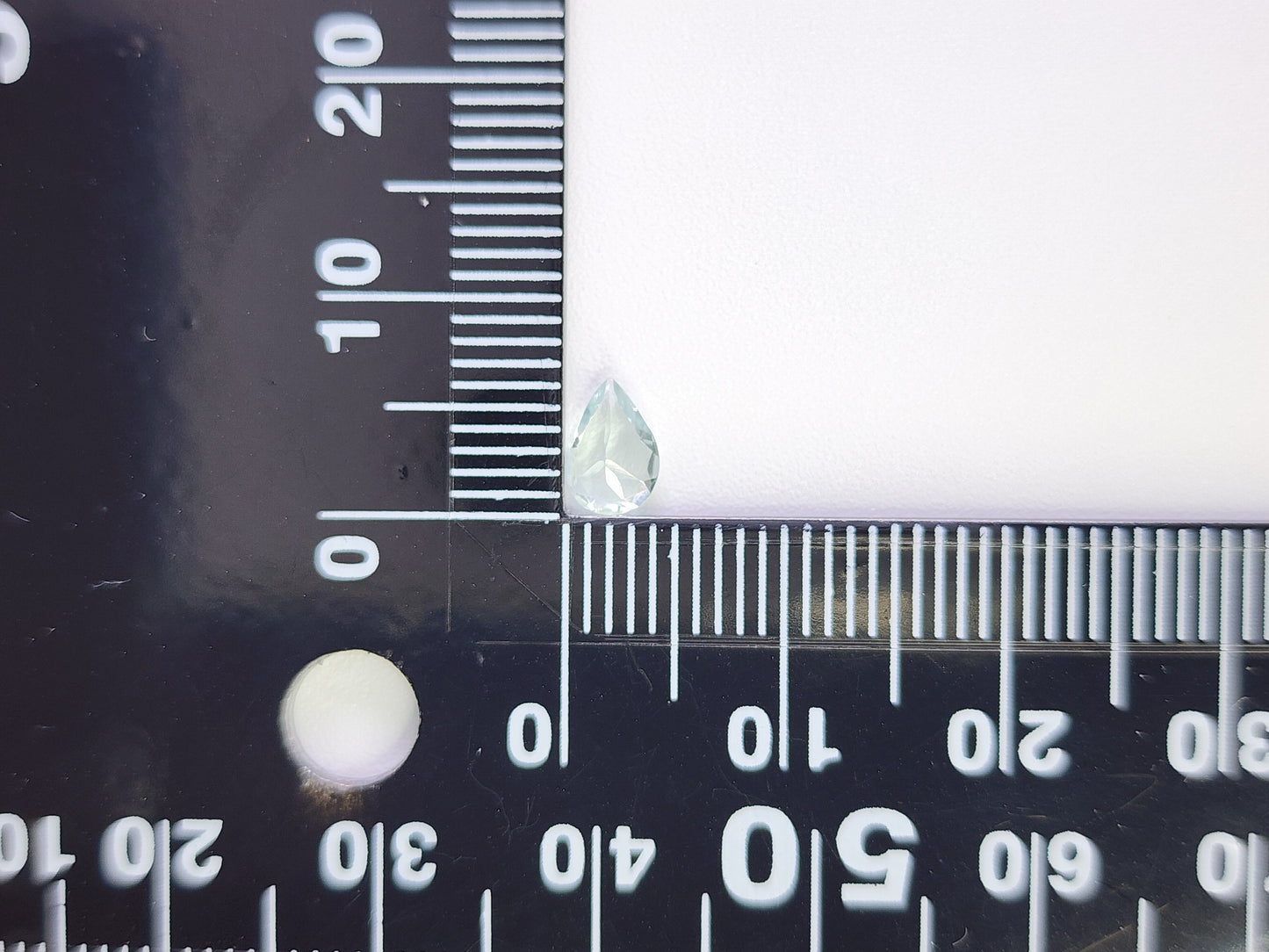 0878-2-8 グリーンベリル 0.33ct