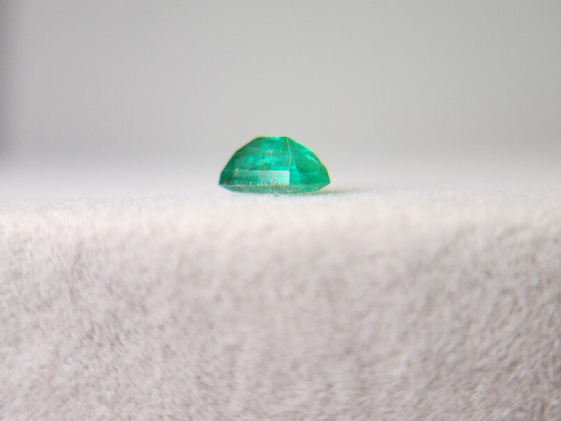 0936-3 エメラルド(ザンビア産) 0.30ct