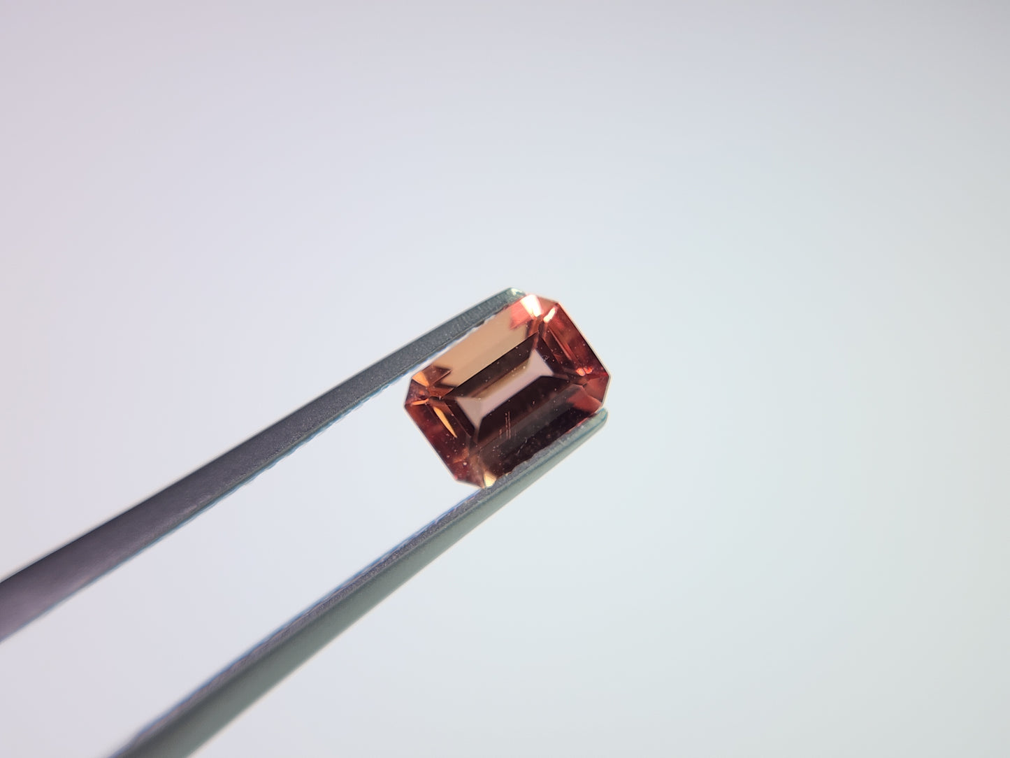 0151-2-13 バイカラーアンデシン 1.15ct