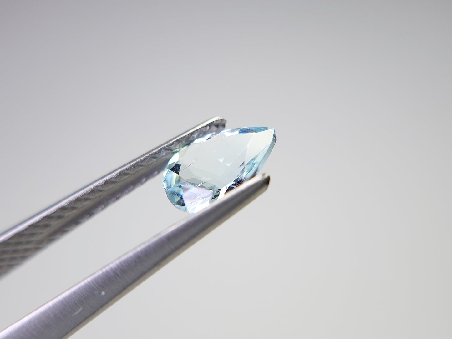 0008-9 アクアマリン ペアシェイプ 0.52ct