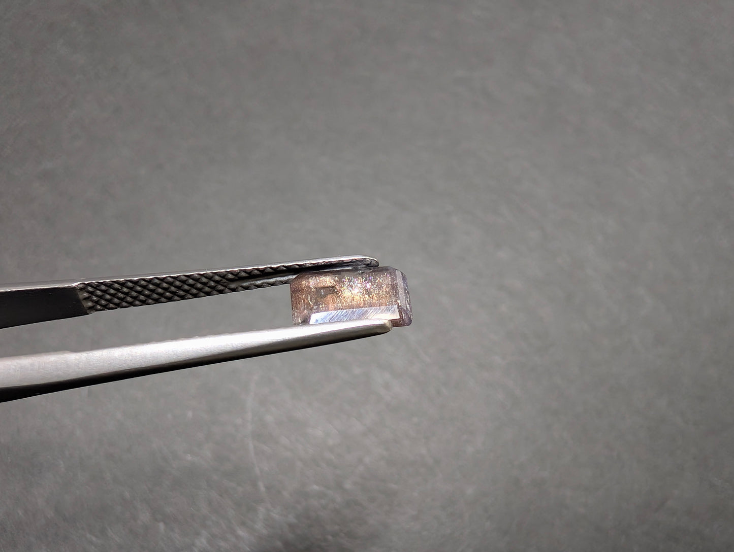 0337 アイオライトサンストーン 0.91ct