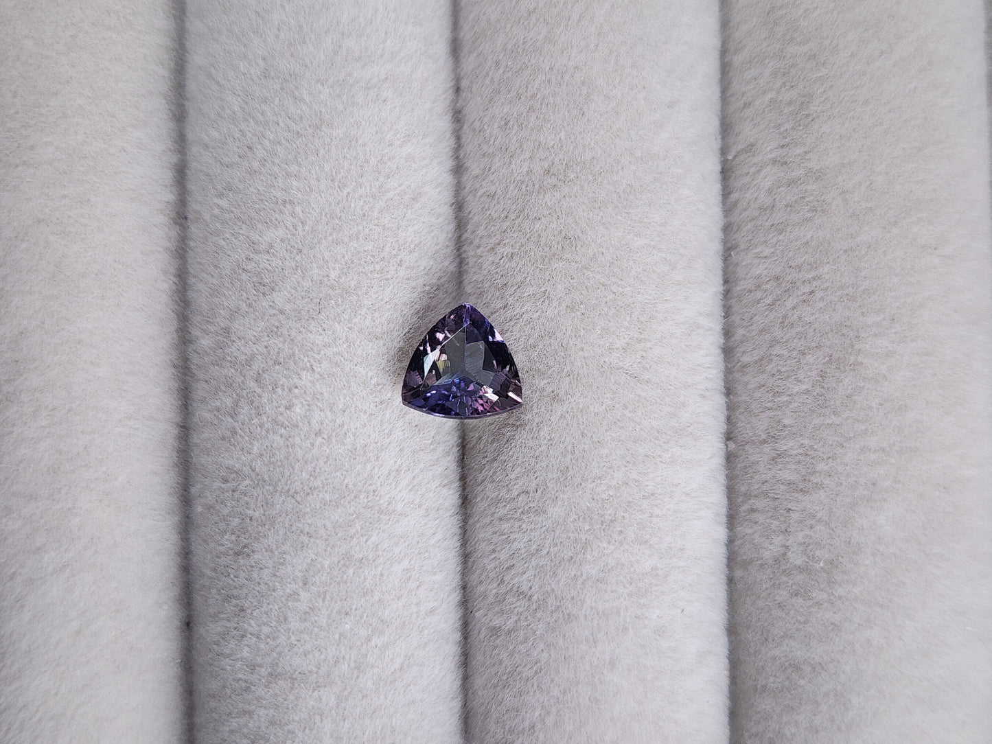 0646-2 ゾイサイト 0.90ct
