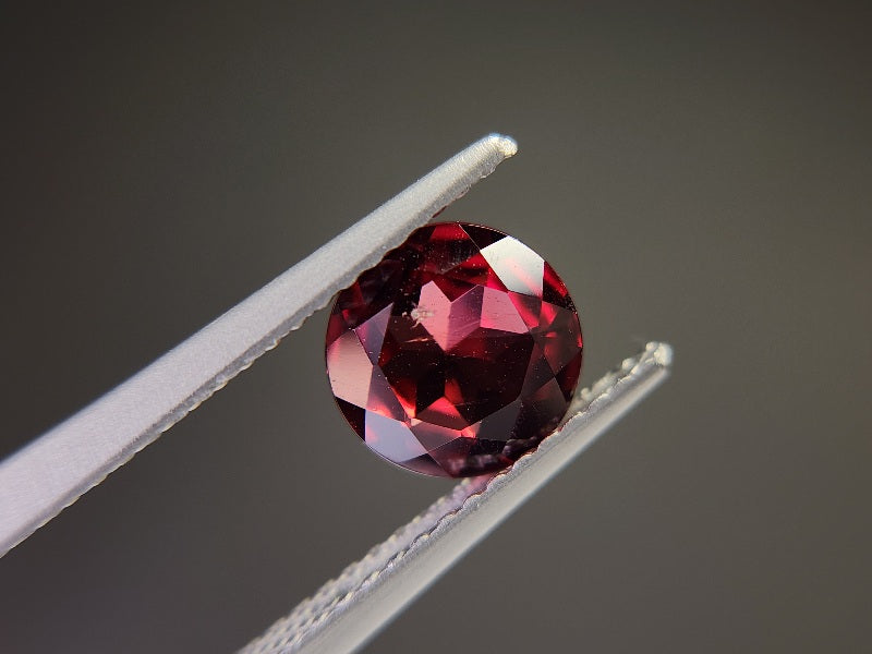 0910-2-9 ガーネット 1.42ct