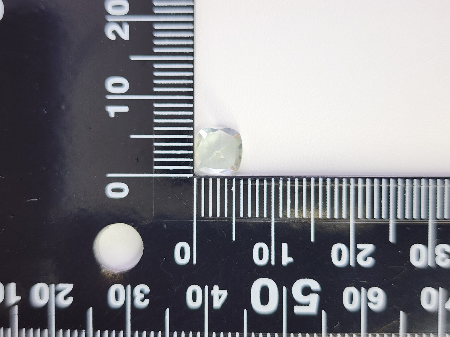 0878-4-3 グリーンベリル 0.86ct
