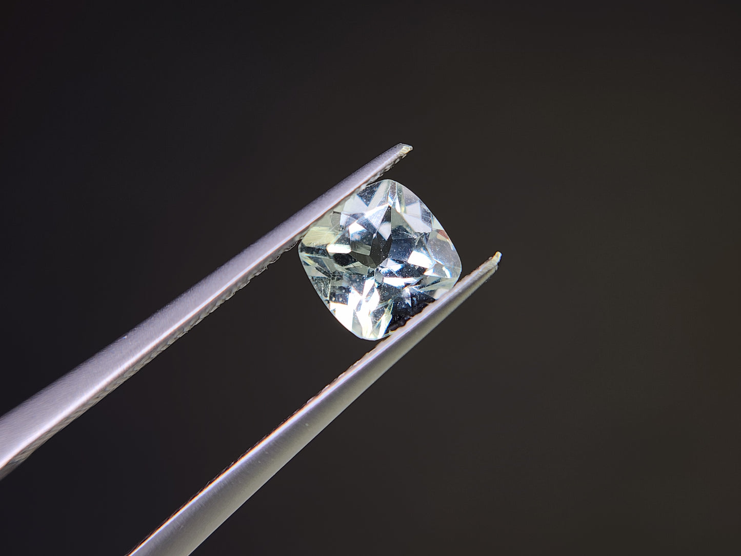 0878-4-1 グリーンベリル 0.97ct